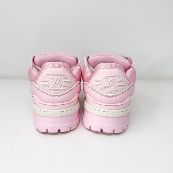 Louis Vuitton Trainer Maxi Sneaker - Picture 4 of 8